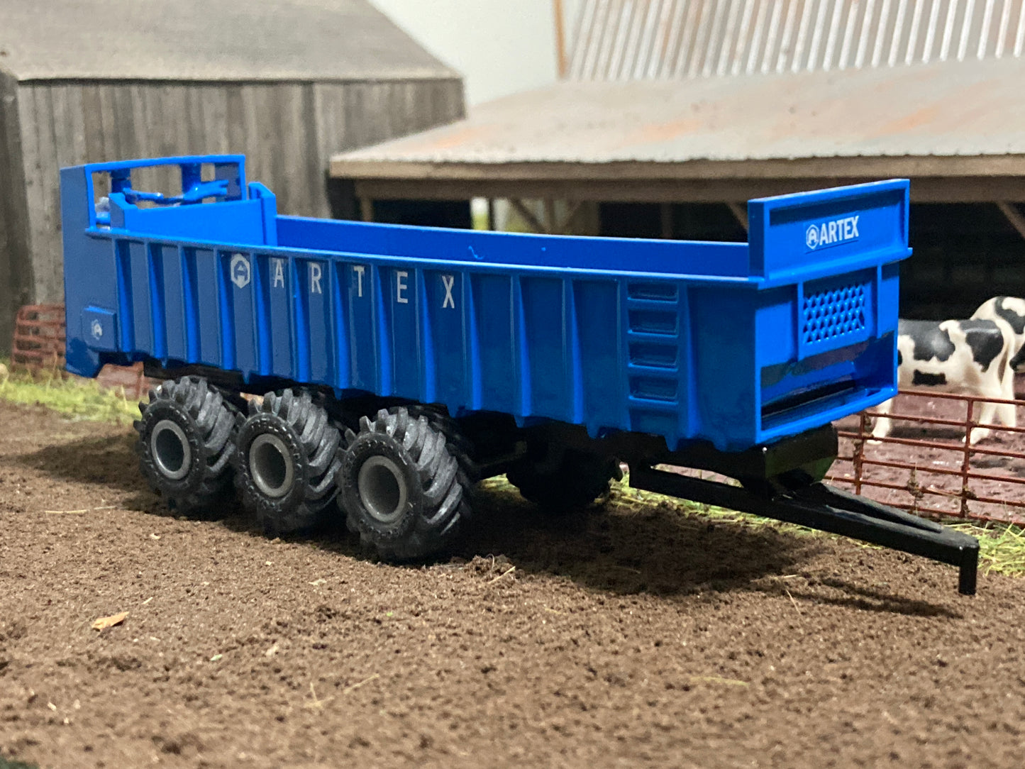 1/64 Artex CB1200 Manure Spreader Blue