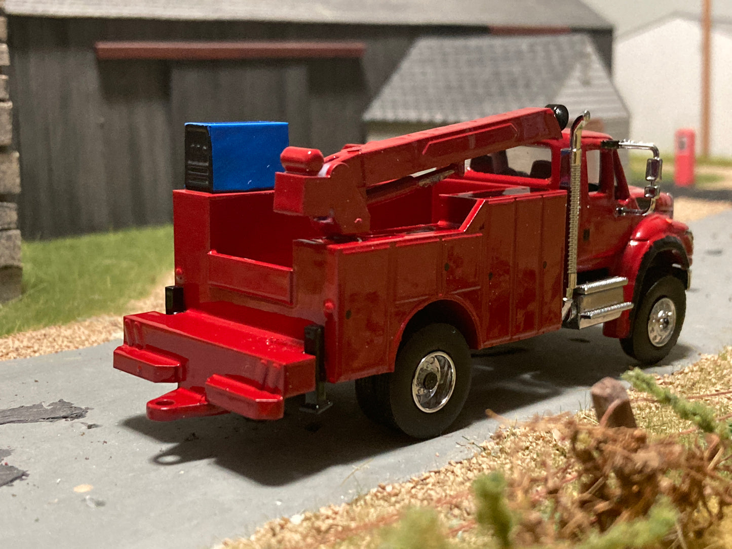 1/64 International WorkStar Service Truck Single Axle Red