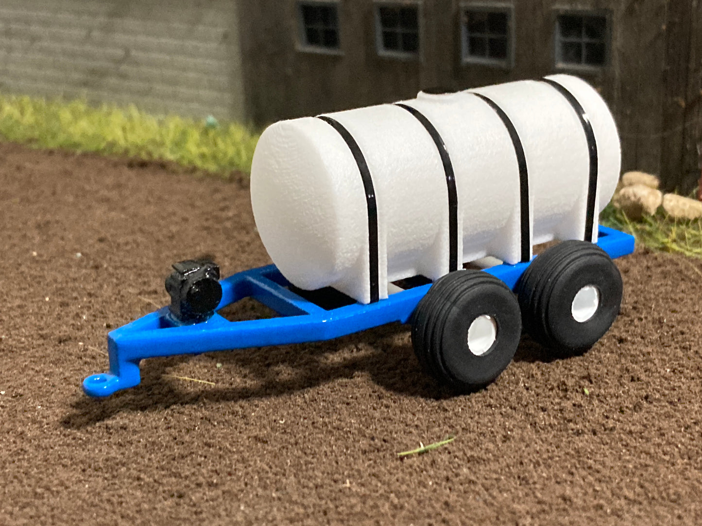 1/64 Liquid Fertilizer Tender Trailer Blue 1,050 Gallons (fits ball style hitch)