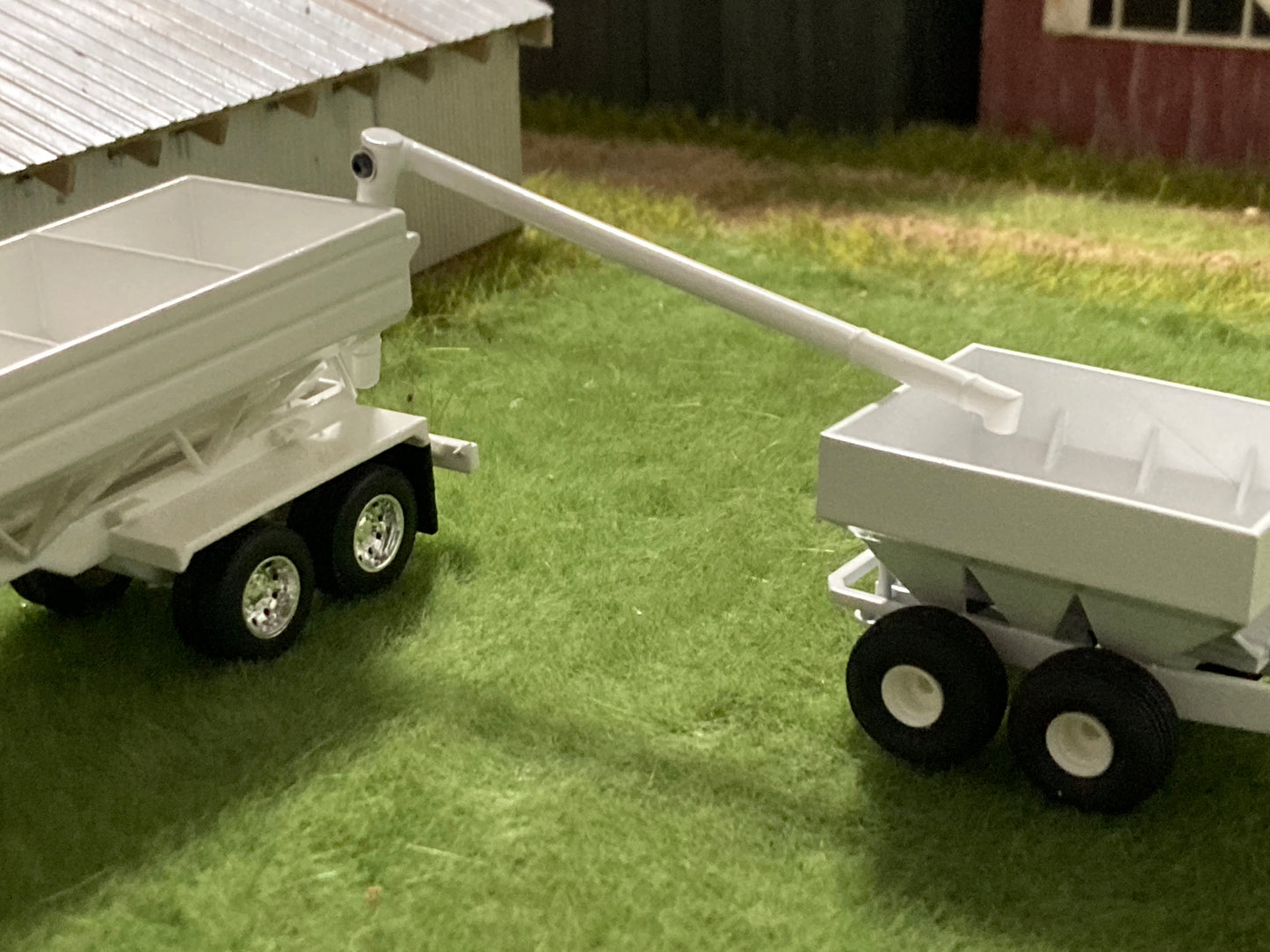 1/64 Ray-Man Fertilizer Tender Trailer 5 Hopper Auger