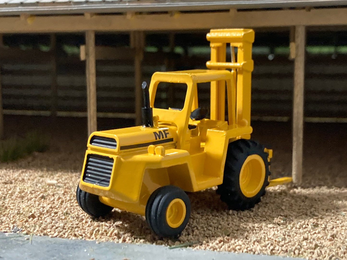 1/64 MF Off Road Fork Lift
