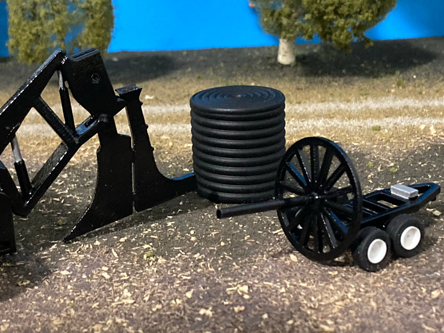 1/64 Tile Plow Set w/ Tile Roll and Stringer Cart (black)