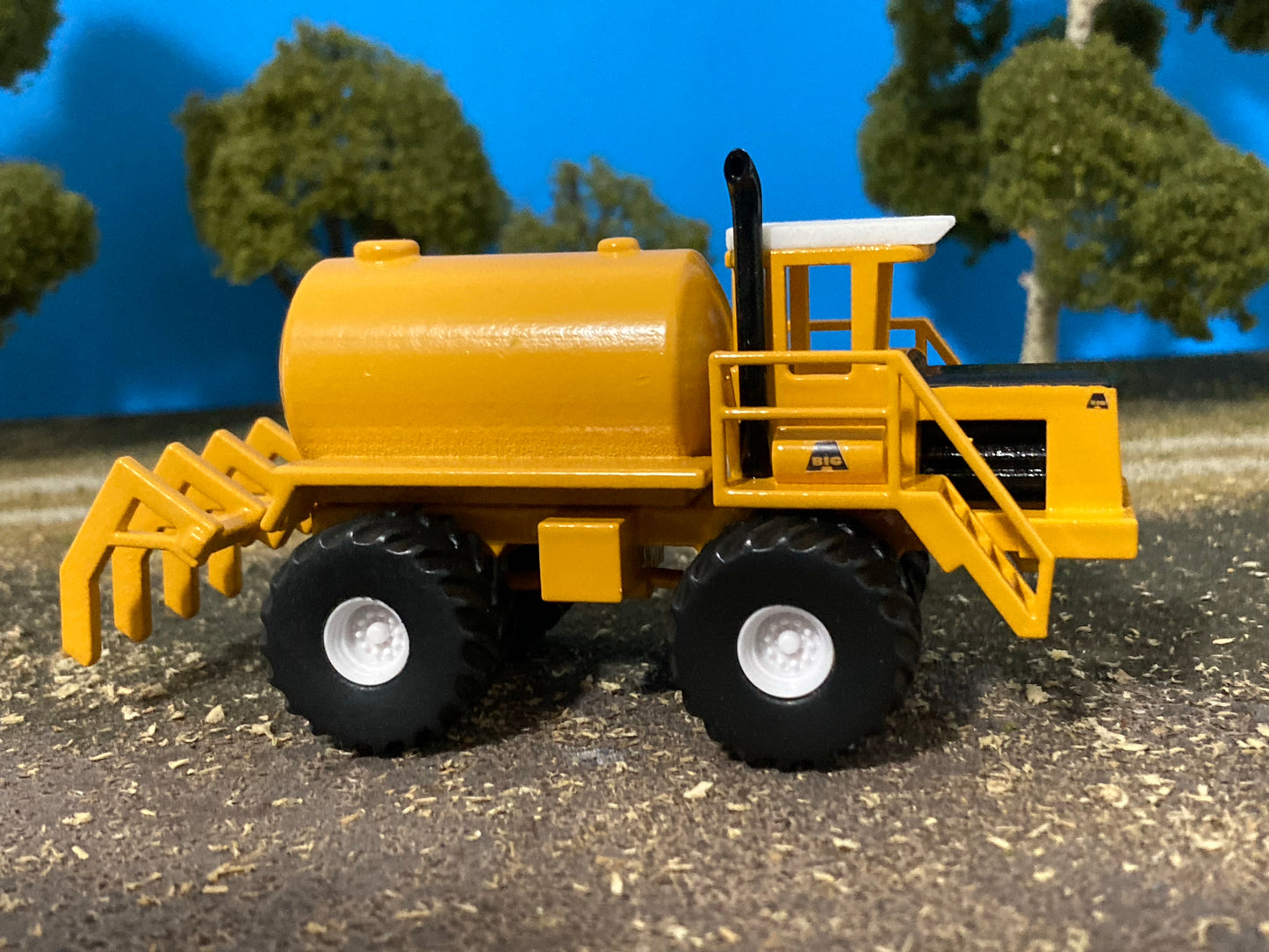 1/64 Big A 3500 Floater Bio Solids Manure Injector