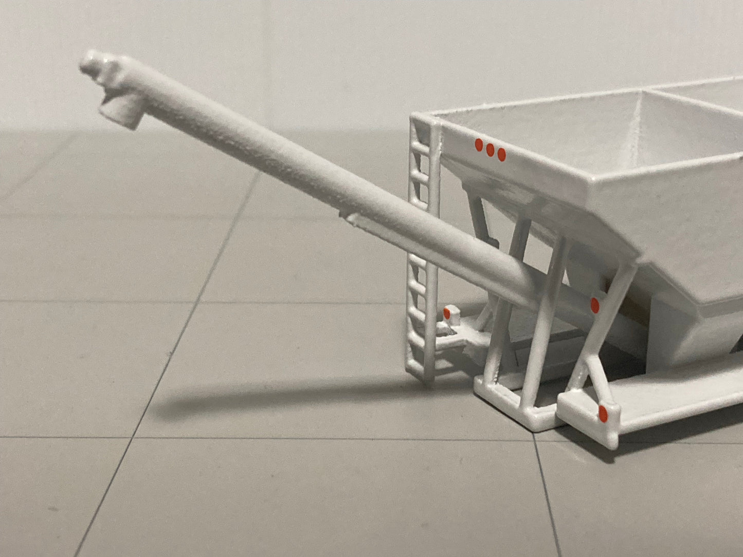 1/64 Rear Discharge Fertilizer Tender For Truck Mount