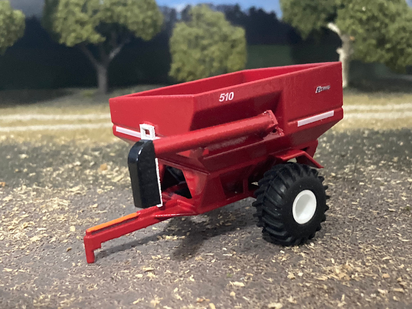 1/64 EZ Trail 510 Grain Cart Red Tractor Tread Tires