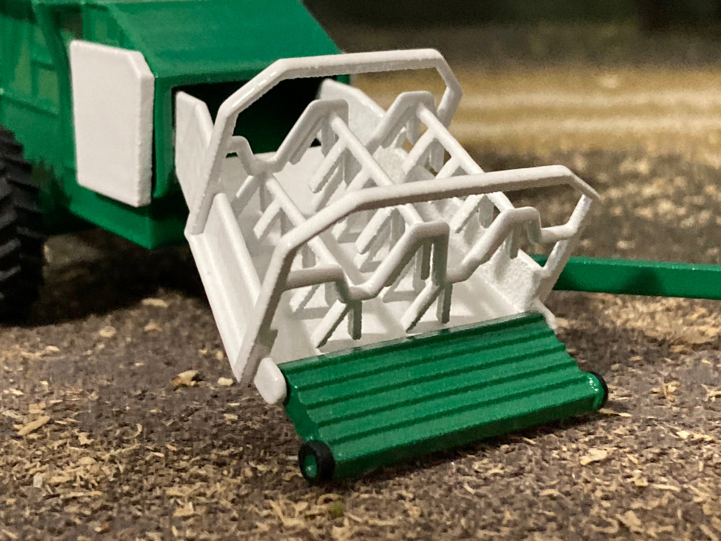 1/64 Bob Model 56 Edible Bean Combine Green