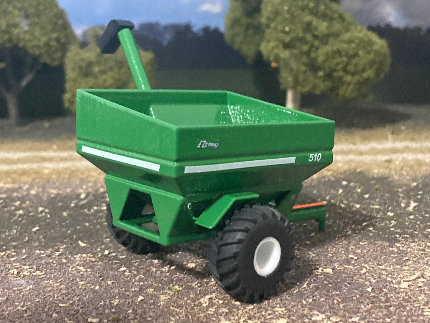 1/64 EZ Trail 510 Grain Cart Green Tractor Tread Tires
