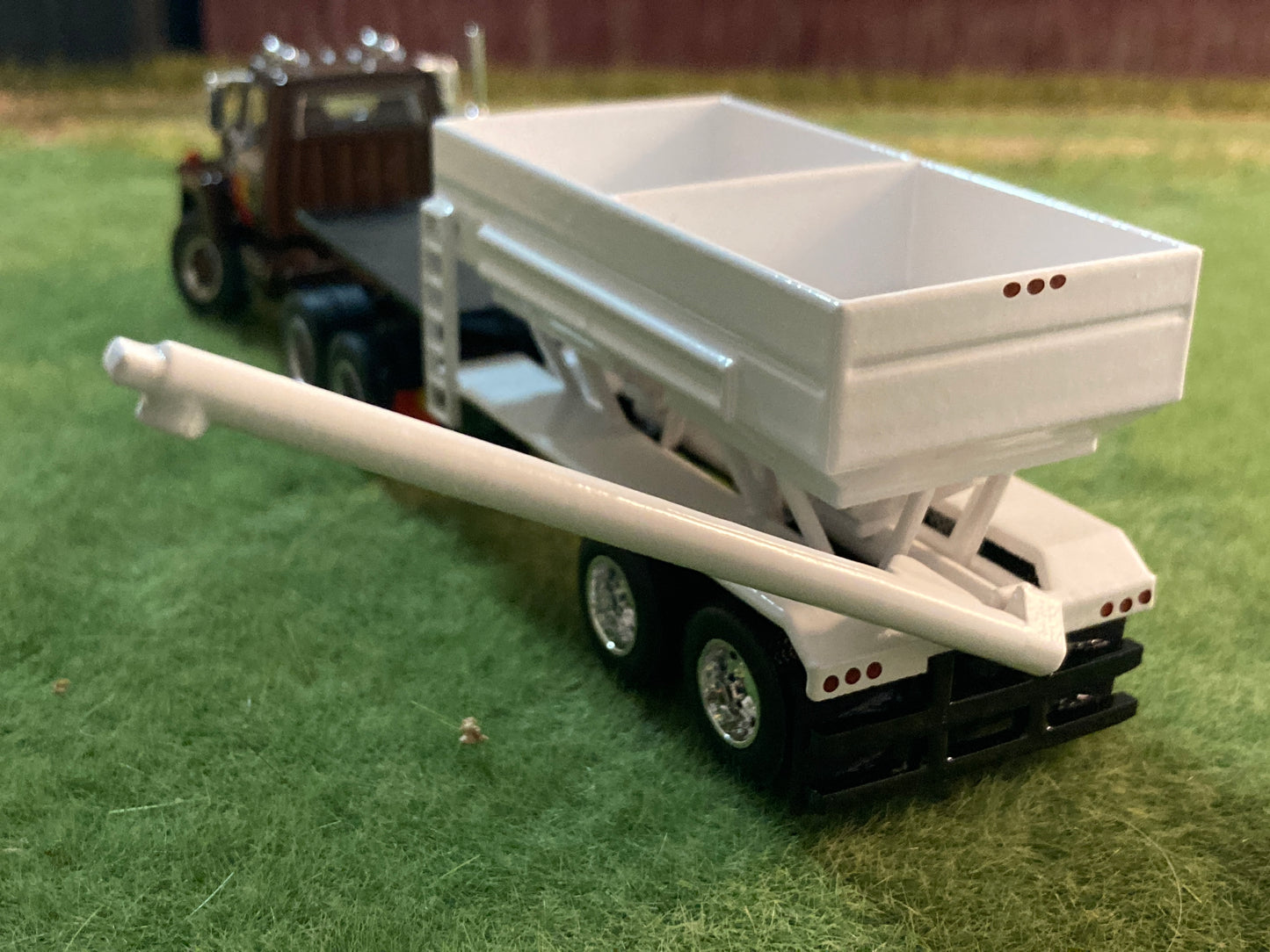 1/64 Fertilizer Tender Trailer 2 Hopper 16 Ton