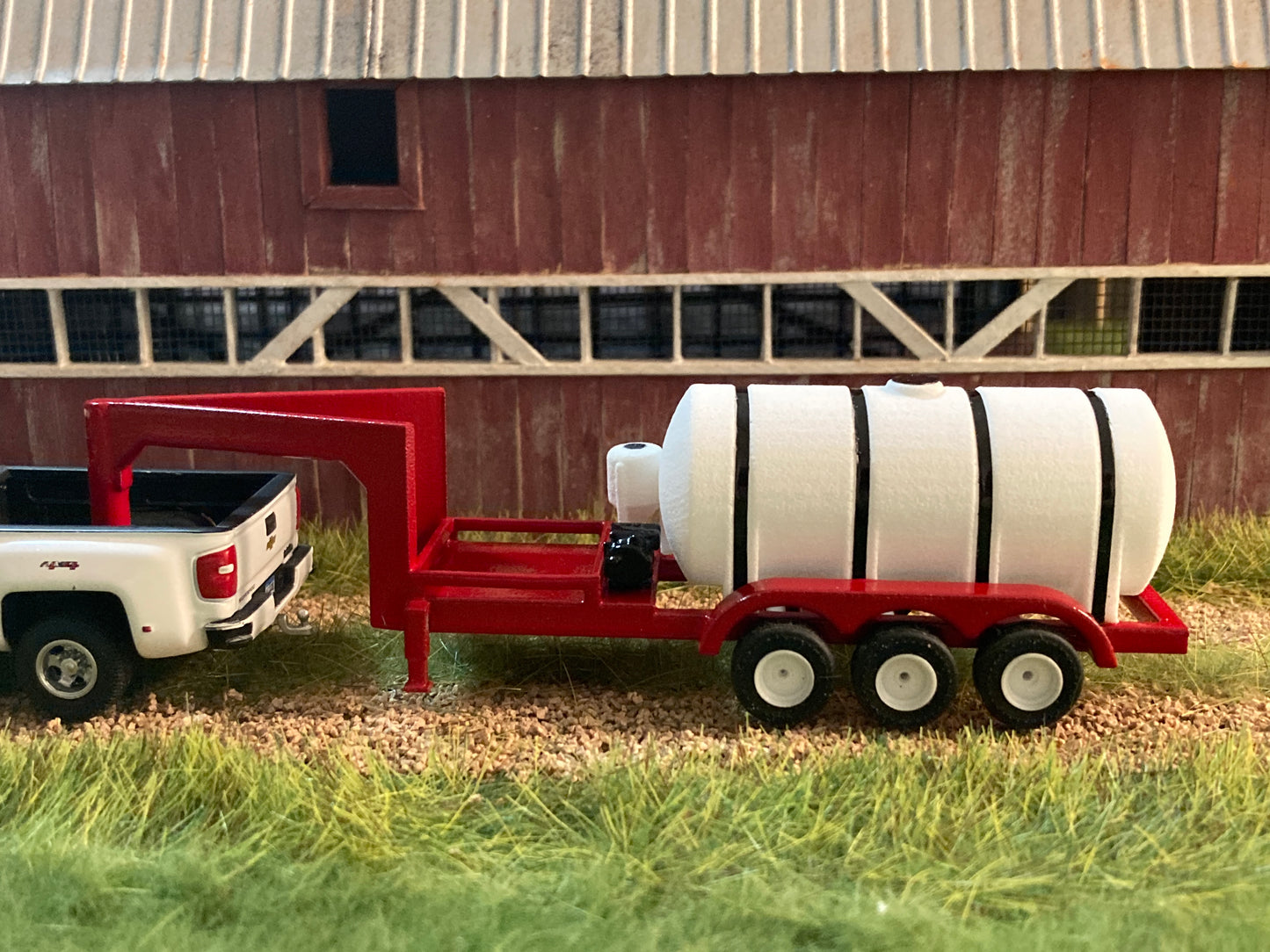 1/64 Gooseneck Liquid Fertilizer Tender Trailer Red 1,050 Gallons