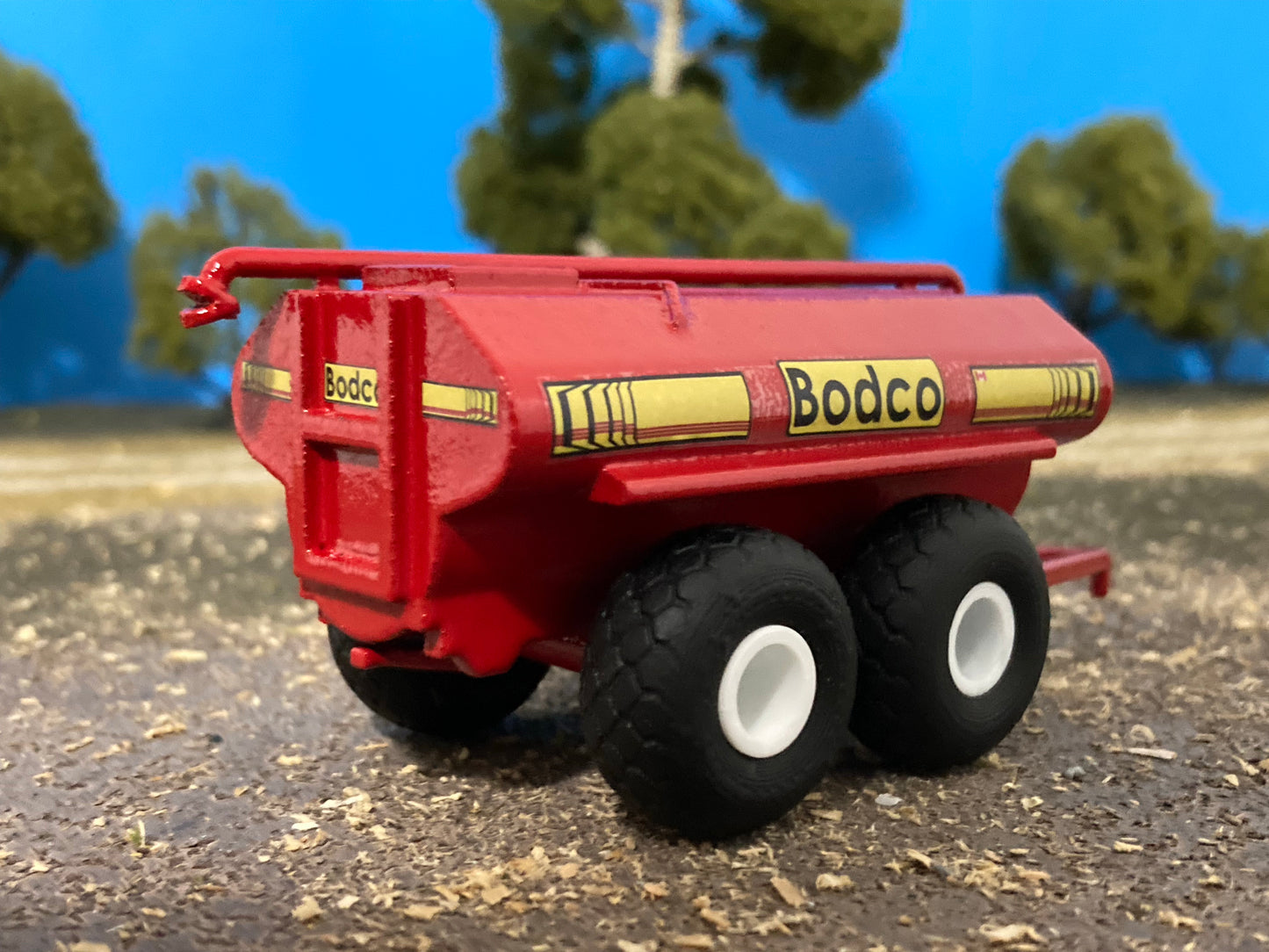 1/64 Bodco Manure Spreader 4,000 gallons