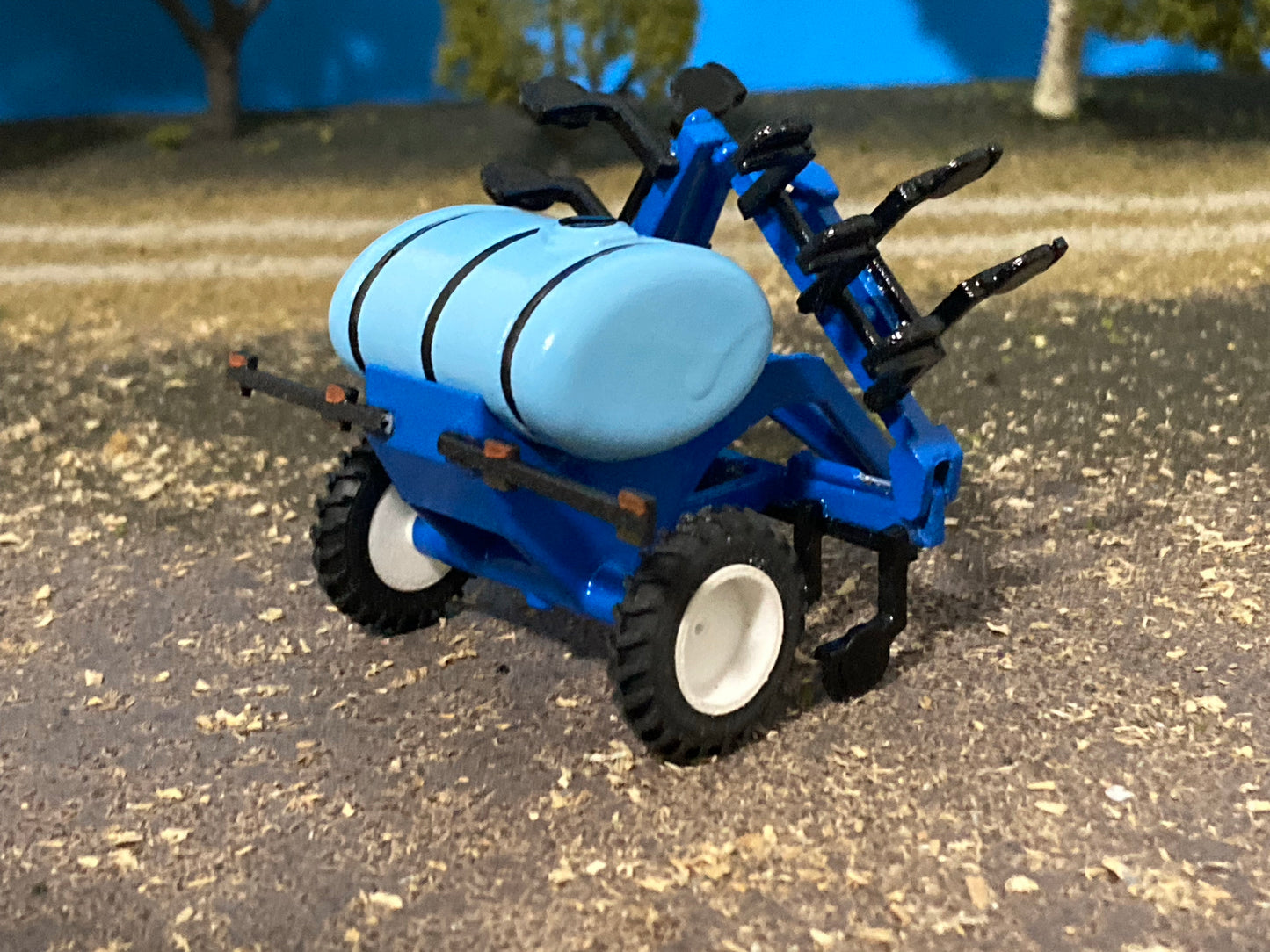 1/64 Blue Side Dresser 15 Row