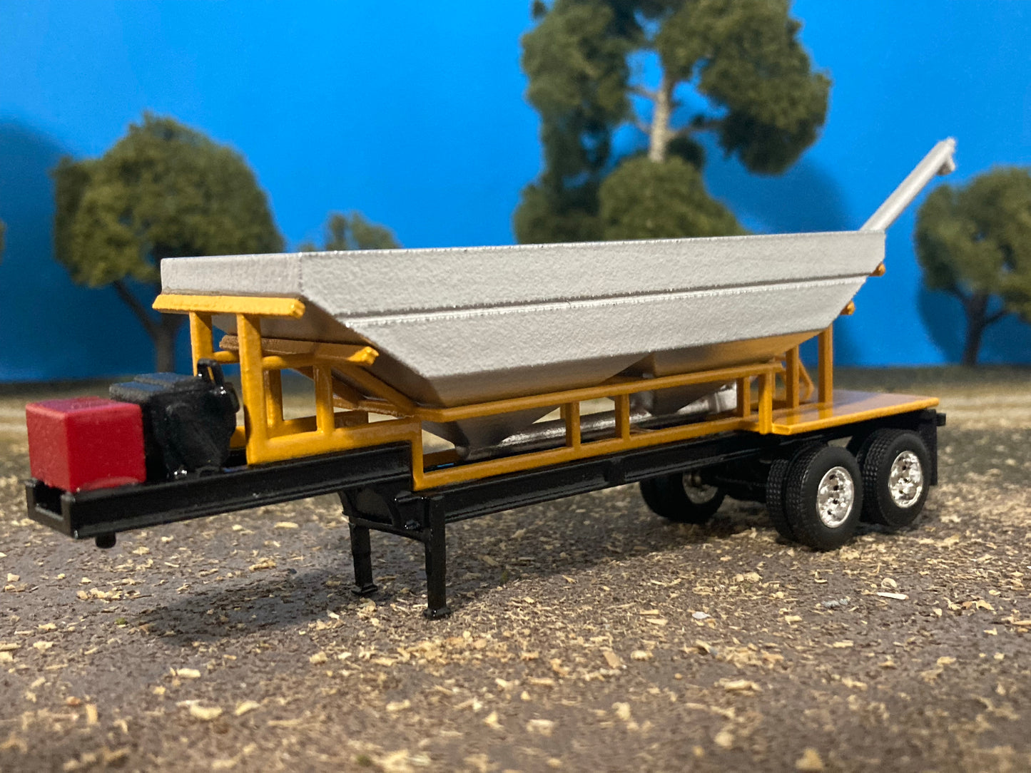 1/64 Rear Discharge Fertilizer Tender Trailer