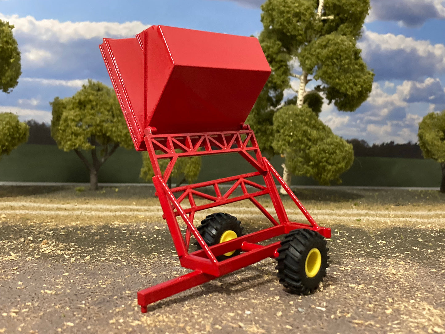 1/64 Dump Cart with Extensions Red