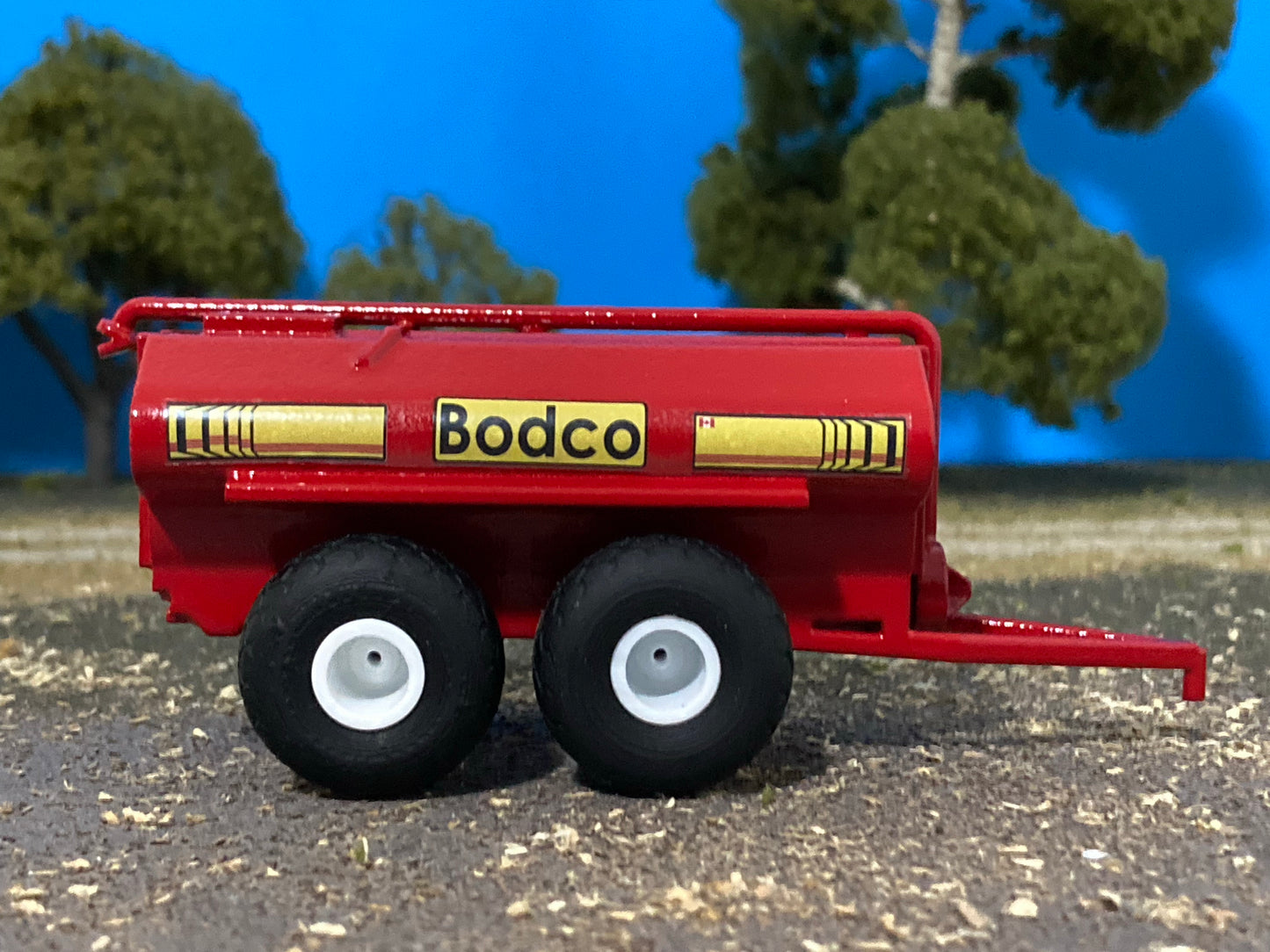 1/64 Bodco Manure Spreader 4,000 gallons