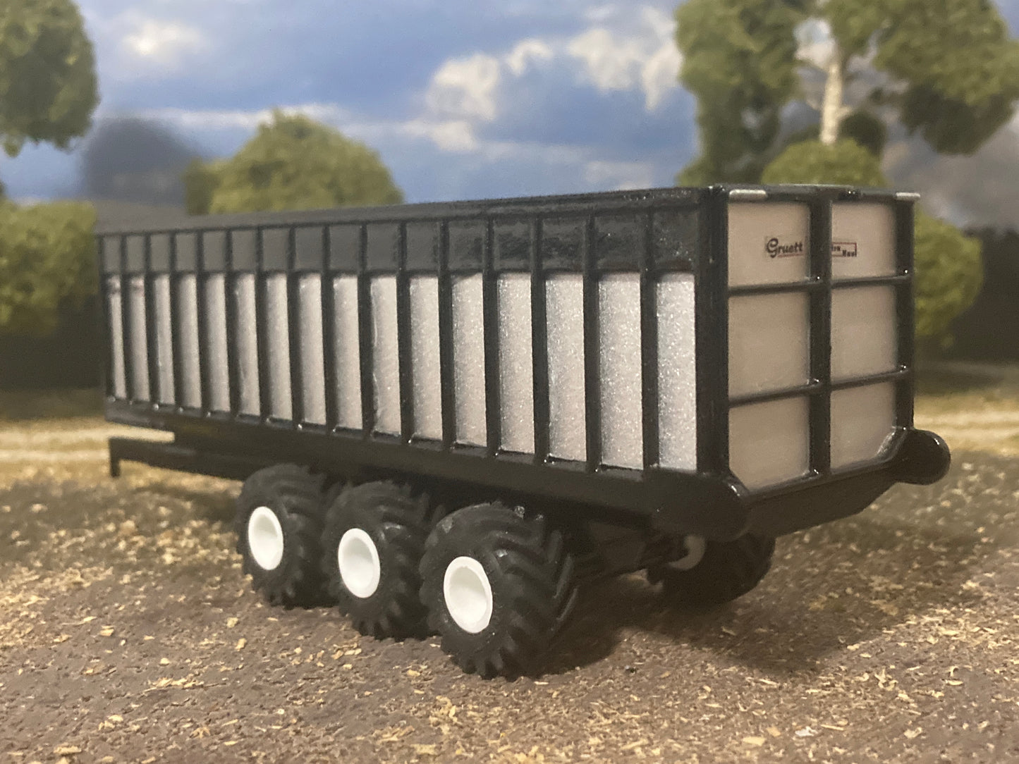 1/64 Gruetts Ultra Haul Forage Trailer 30’