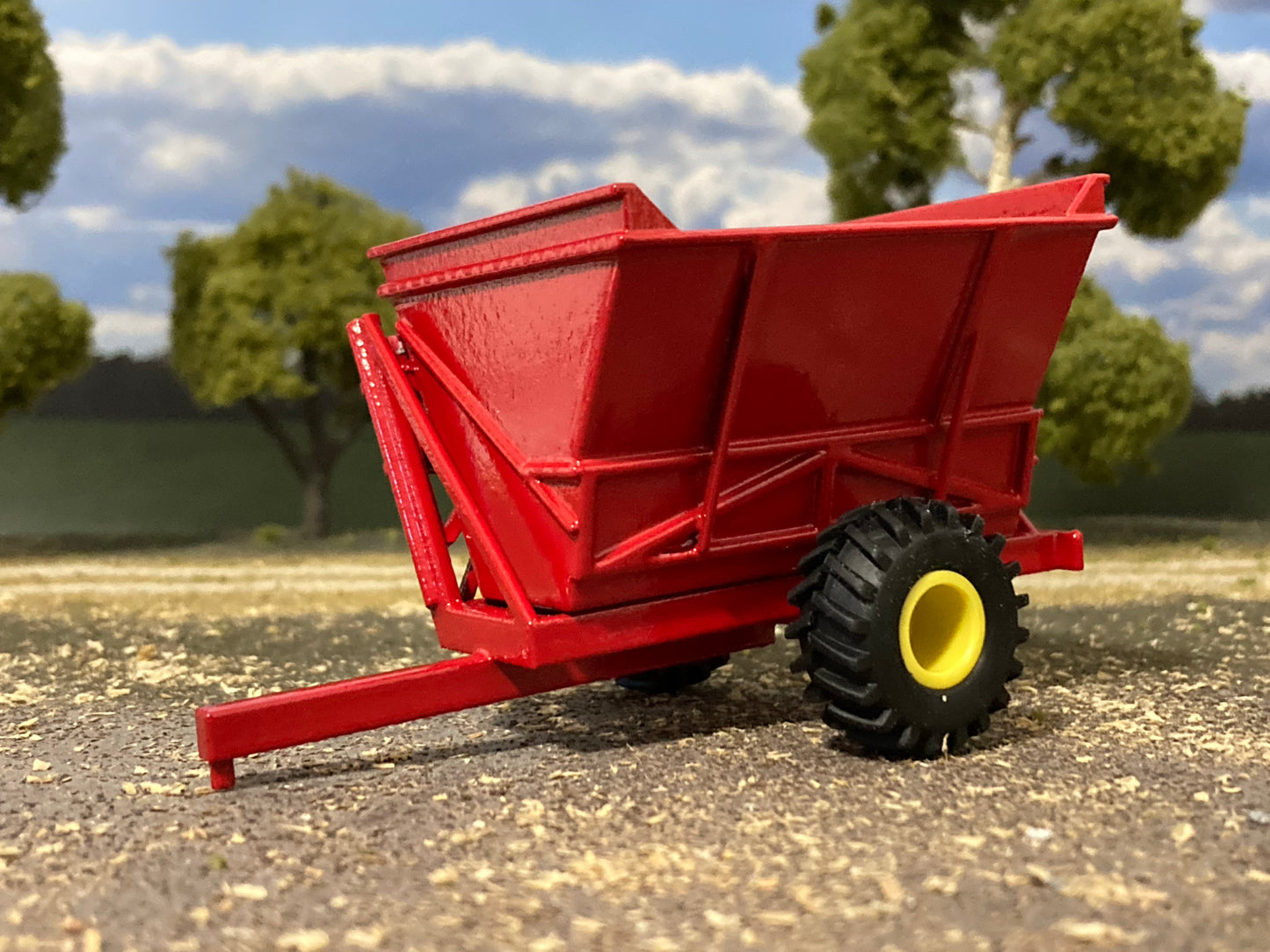 1/64 Dump Cart with Extensions Red