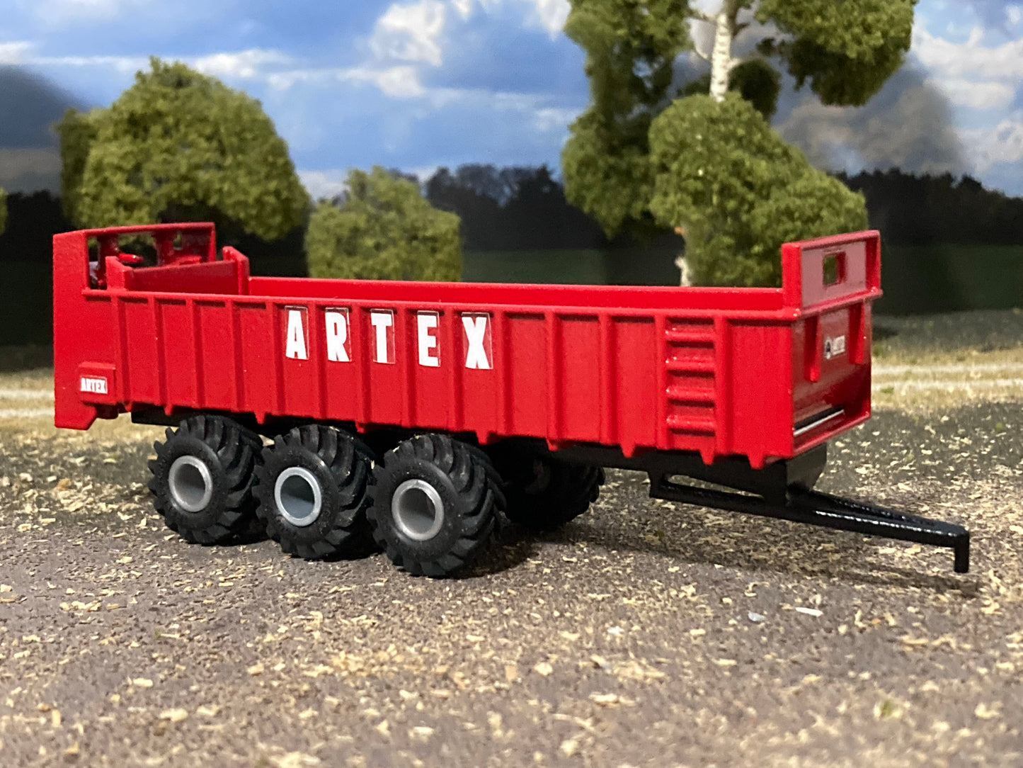 1/64 Artex CB1200 Manure Spreader Red