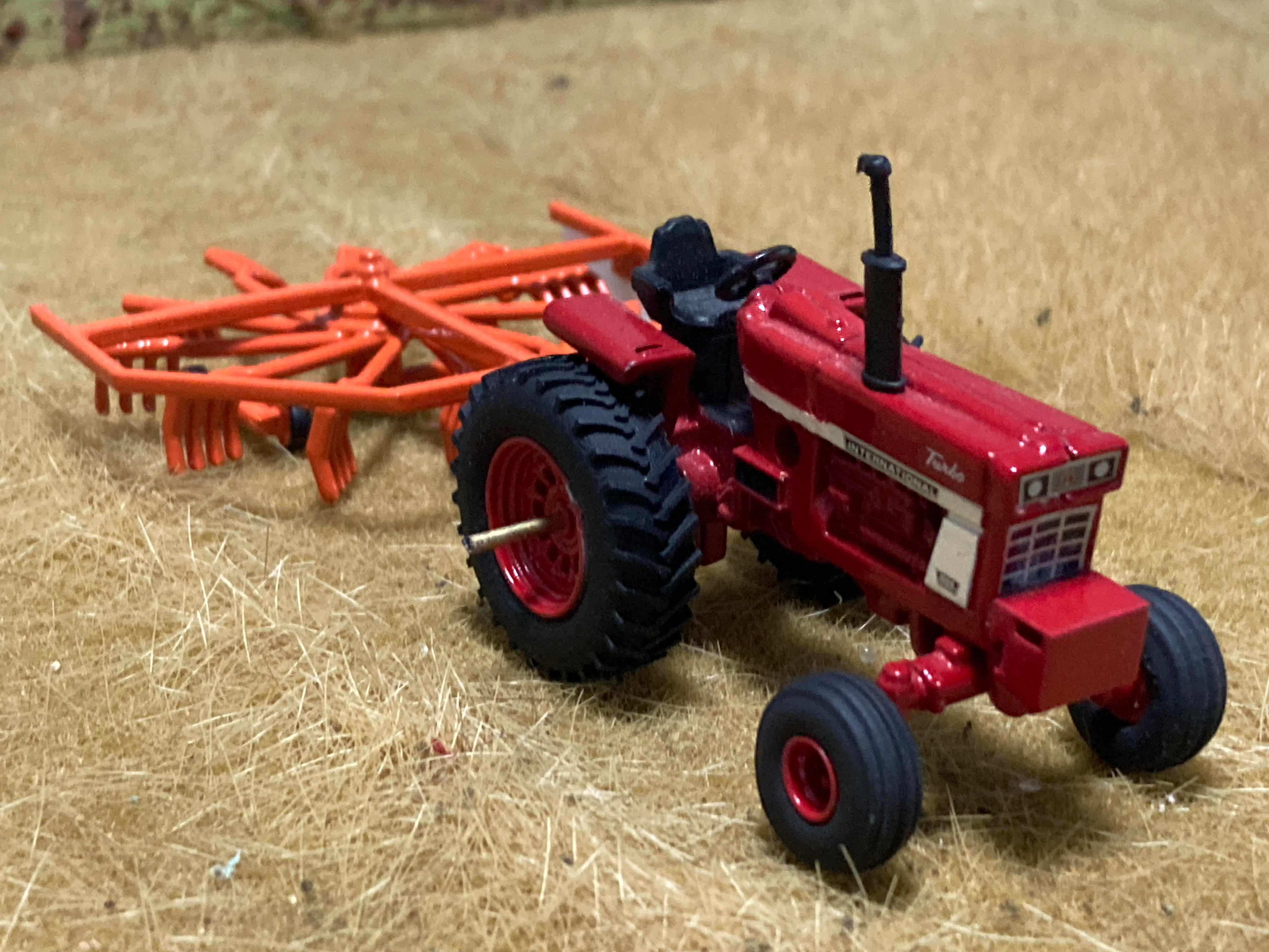 1/64 Hay Rake 12ft Orange – 2 Scale Fabrications