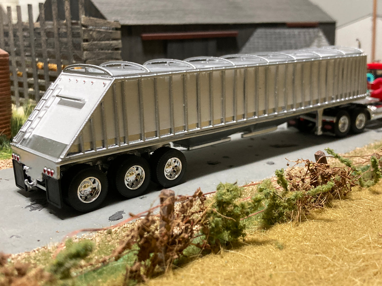 1/64 3 Axle 2 Hopper Grain Trailer White/Silver for Semi Trucks