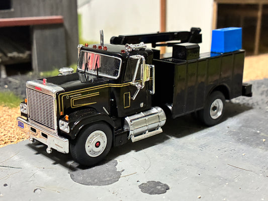 1/64 GMC General Service Truck Single Axle Black