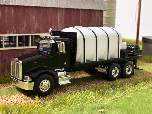 1/64 Peterbilt 385 Sprayer Tender Truck Black