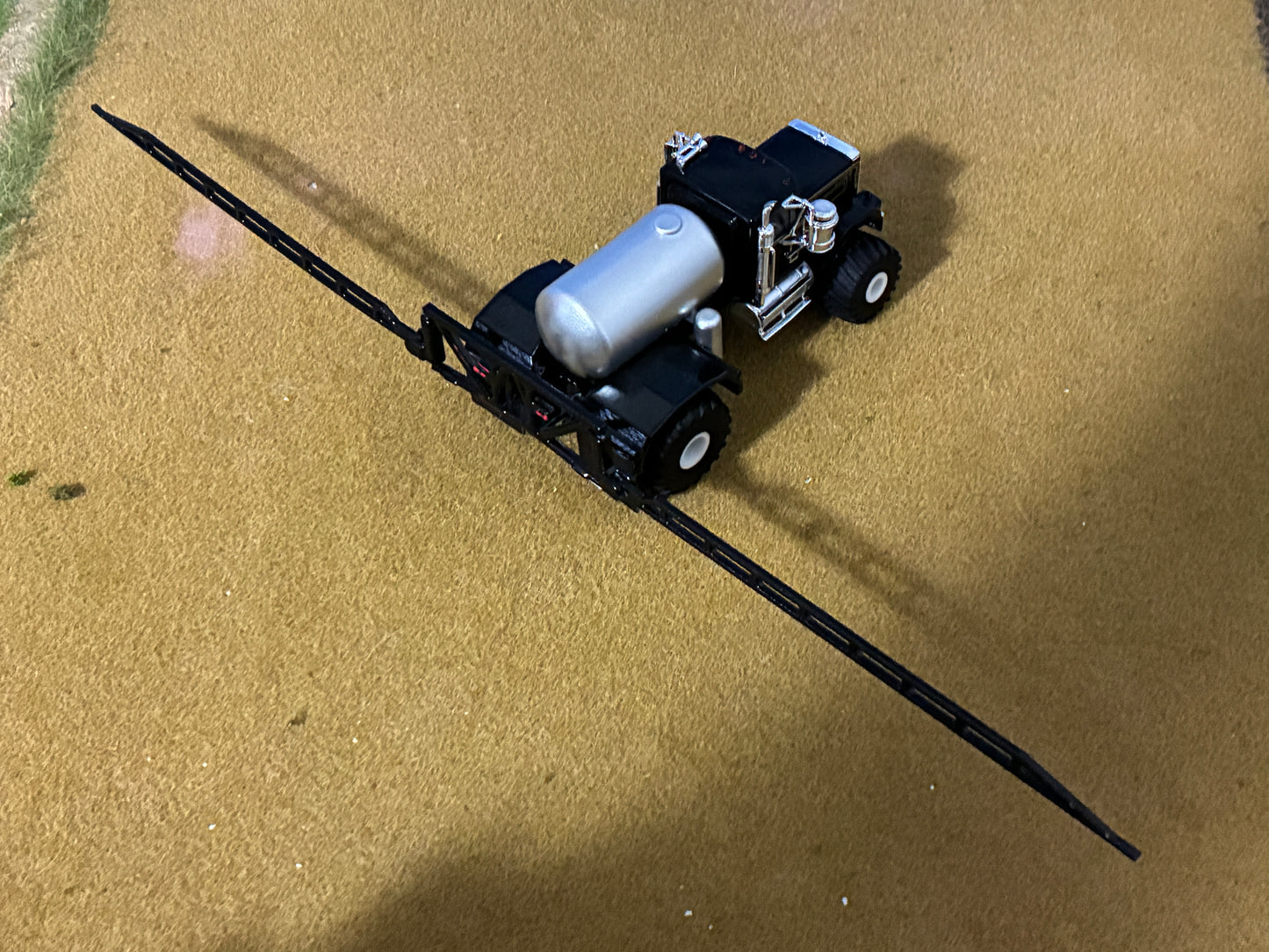 1/64 GMC General Floater Sprayer Truck Black