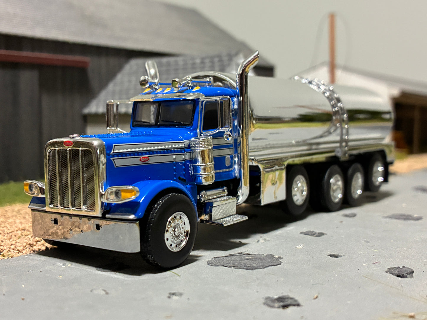 1/64 Milk Truck Quad Axle Peterbilt Truck Blue w/ Stripes