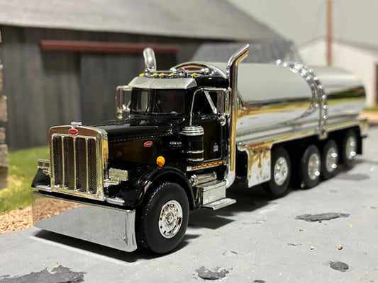 1/64 Milk Truck Quad Axle Peterbilt Truck Black