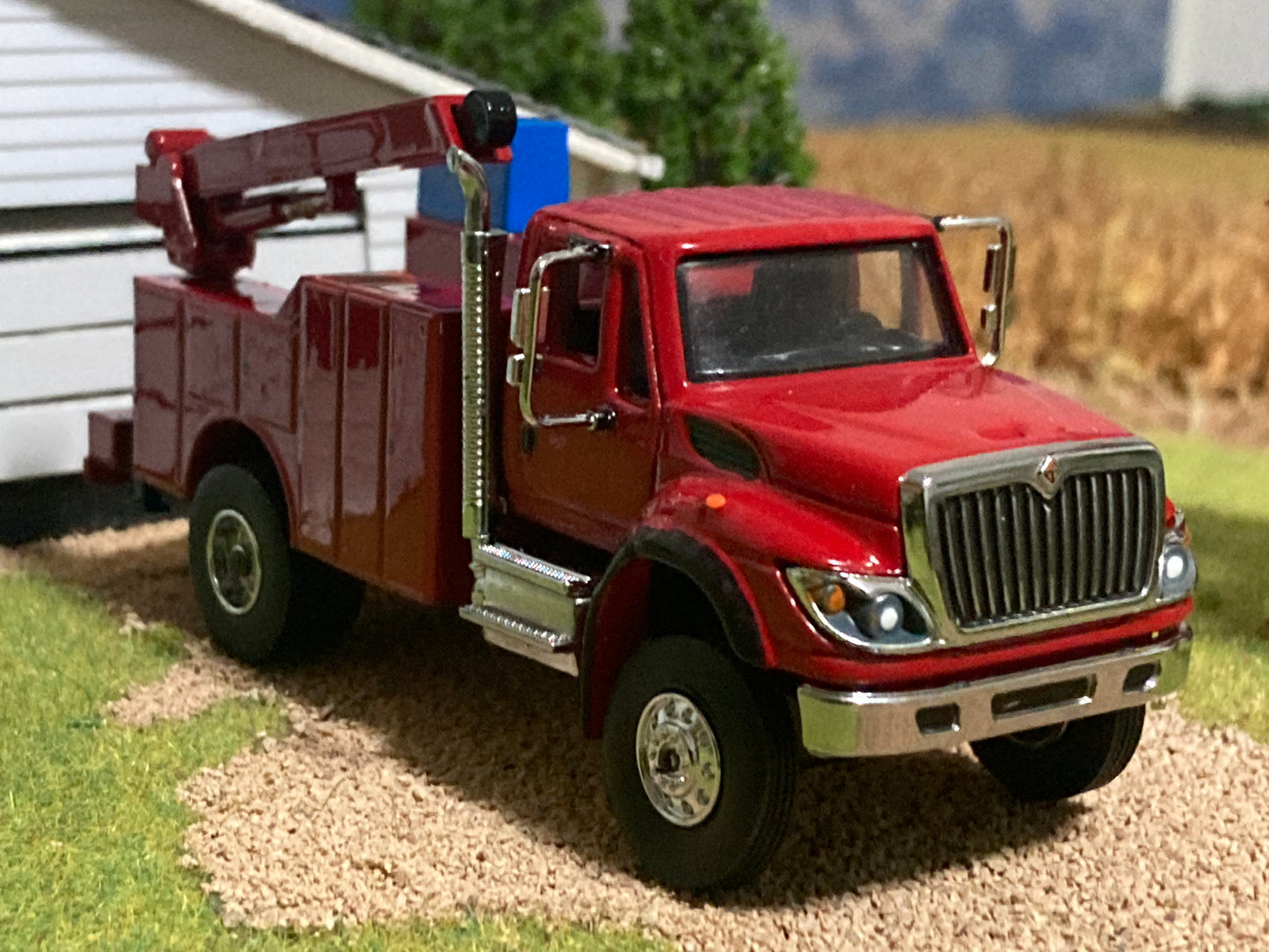 1/64 International WorkStar Service Truck Single Axle Red