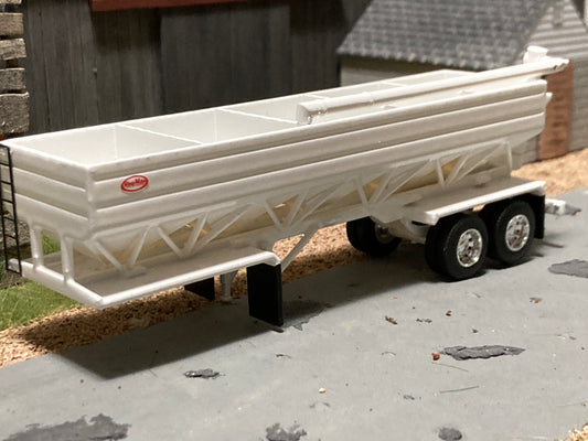 1/64 Ray-Man Fertilizer Tender Trailer 5 Hopper Auger