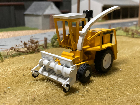 1/64 Field Queen 7650 Forage Harvester Yellow (with 2 Heads)