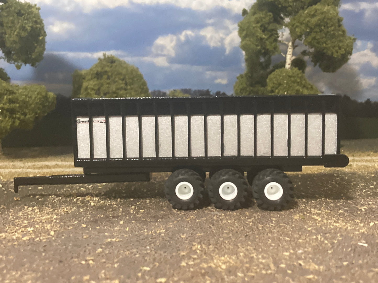 1/64 Gruetts Ultra Haul Forage Trailer 30’