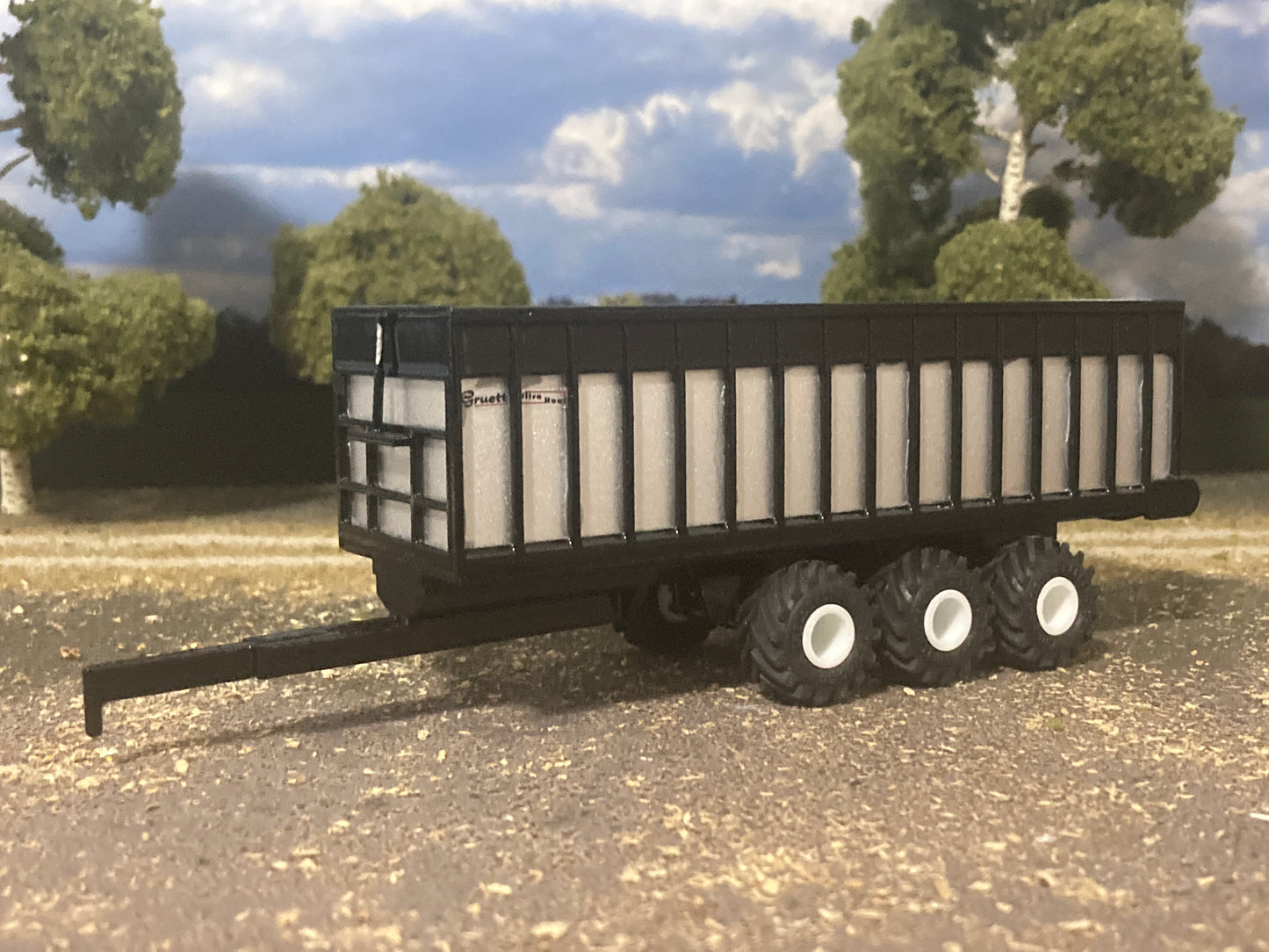 1/64 Gruetts Ultra Haul Forage Trailer 30’