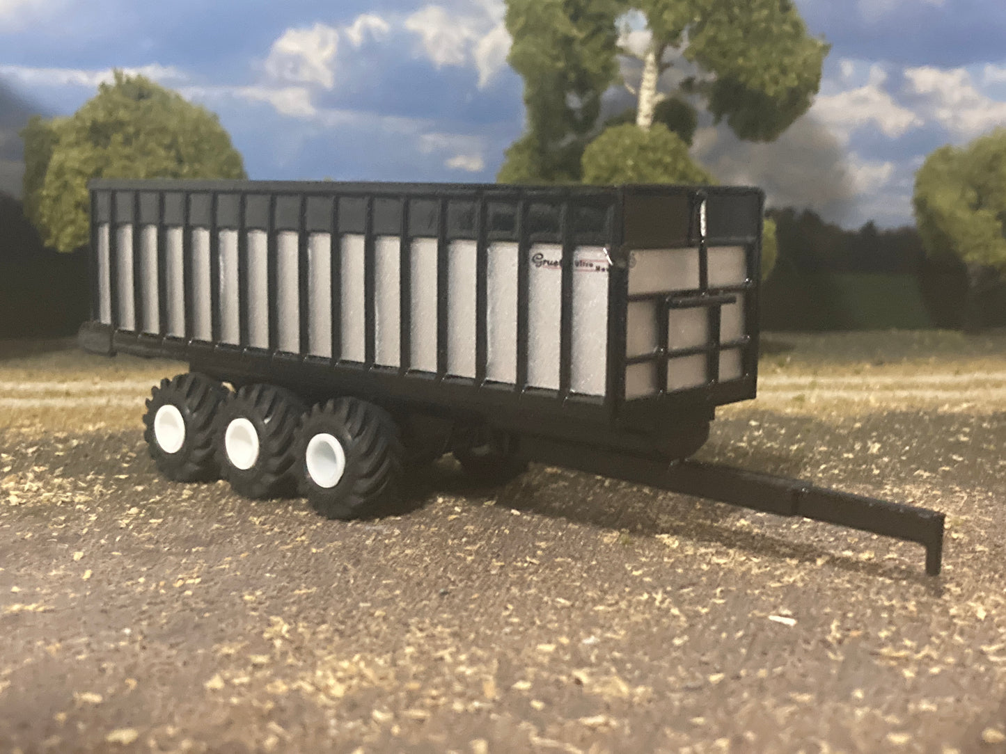 1/64 Gruetts Ultra Haul Forage Trailer 30’