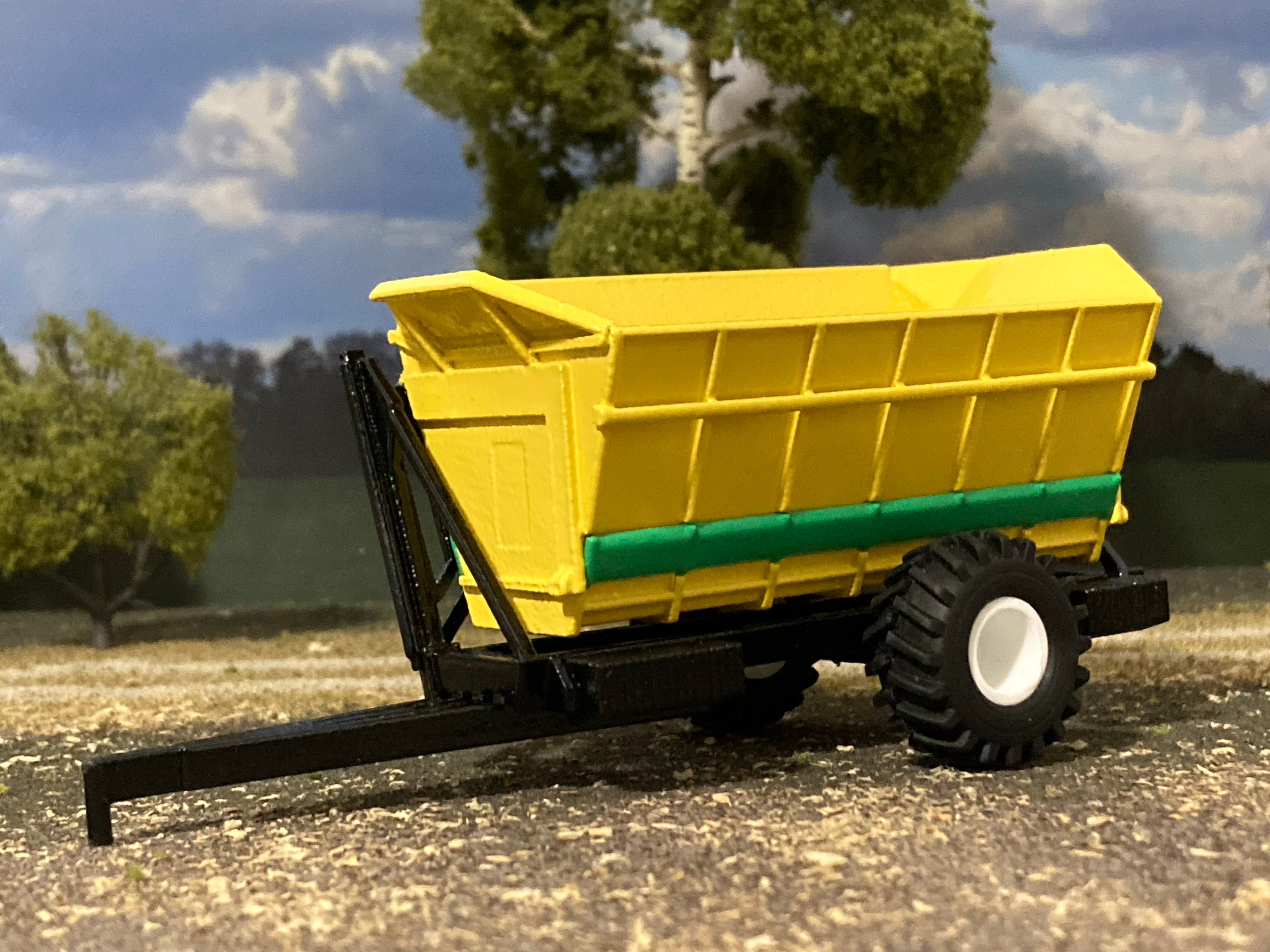 1/64 Dump Cart 17ft with Extensions Yellow and Green – 2 Scale Fabrications