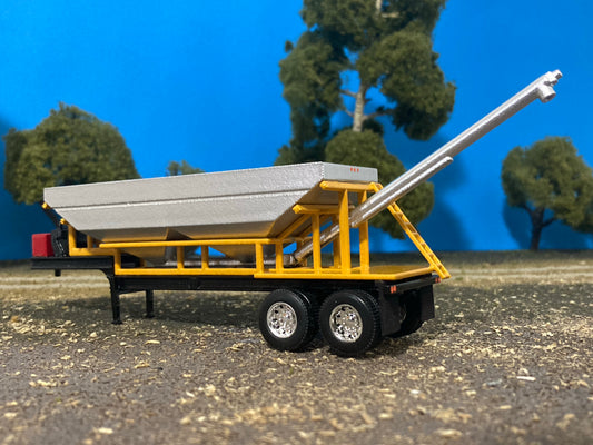 1/64 Rear Discharge Fertilizer Tender Trailer